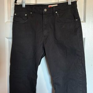 Wrangler men’s black straight leg chino pants size 32